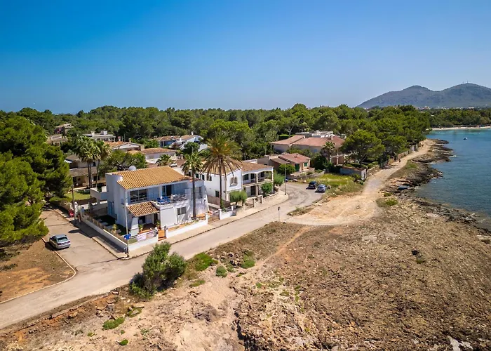 Villa Miramar Manresa Alcudia By Mallorca Villa Selection
