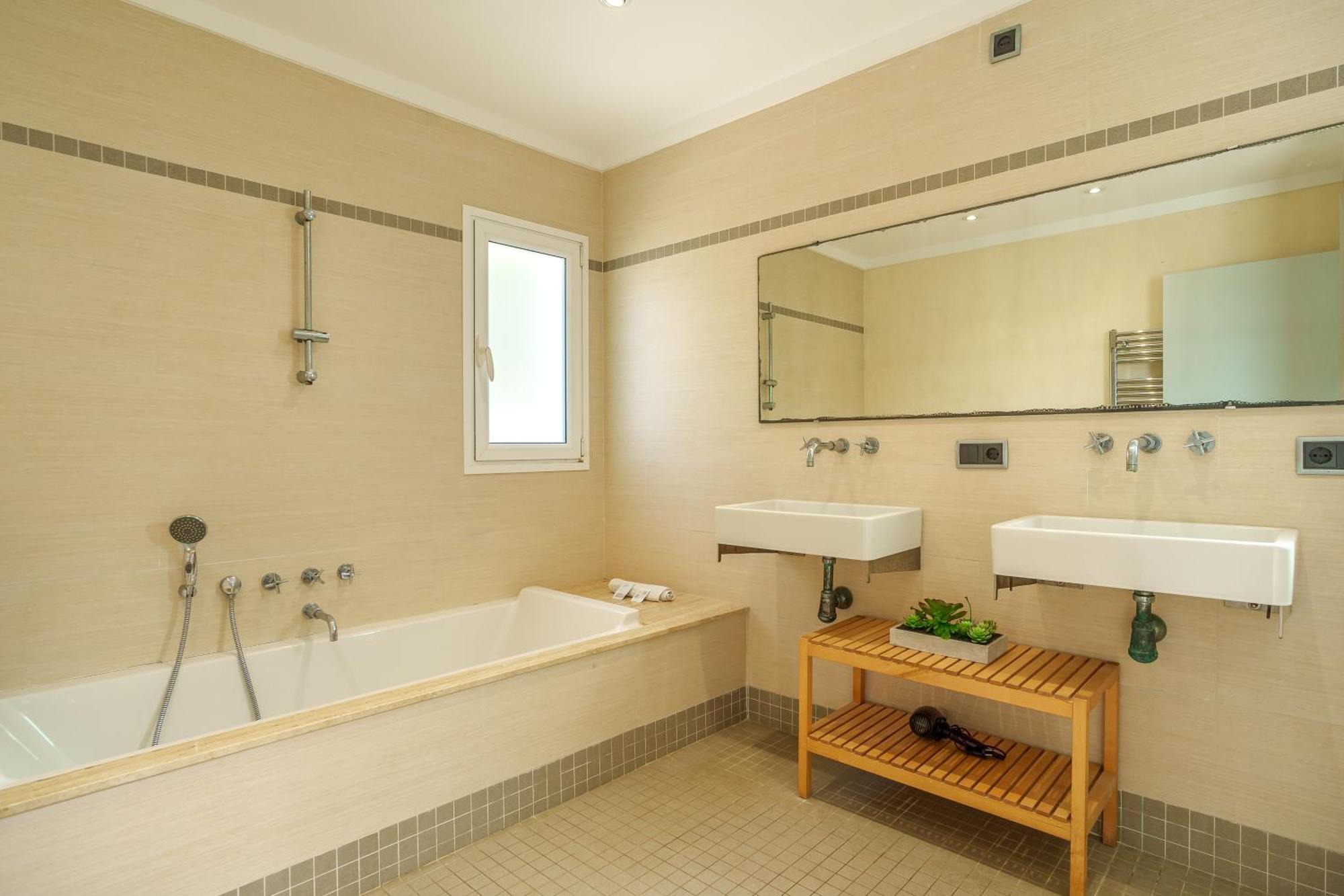 Miramar Manresa By Mallorca Selection *